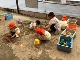 https://www.kinder.nara-u.ac.jp/39de332ab3c594bc381973206fe0858bab34fbc4.JPG