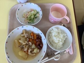 https://www.kinder.nara-u.ac.jp/719e65808b2f4f85648bbf0536a894cbe5688f2c.JPG