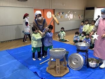 https://www.kinder.nara-u.ac.jp/a3e8ec95434980ac6d170b599f0a9235f0fbbd5d.JPG