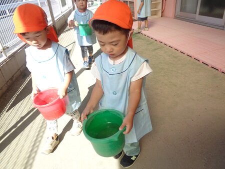 https://www.kinder.nara-u.ac.jp/cca1ad24206f6a183626e84e0ee9454b5a04e6ee.JPG