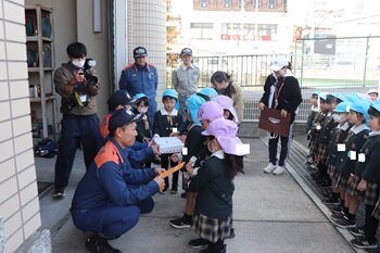 https://www.kinder.nara-u.ac.jp/e99879c1d16e1e49ab921f5ecfbe6d3b36bd2eba.JPG