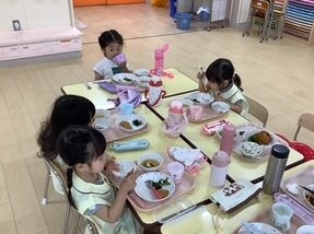 https://www.kinder.nara-u.ac.jp/f2c86ff2c6e3095acba50eaaf82fdcfcd05ae135.JPG
