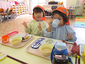 給食