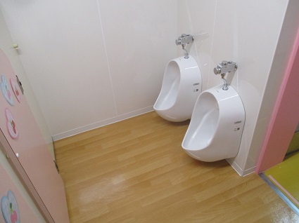 toilet3.JPG